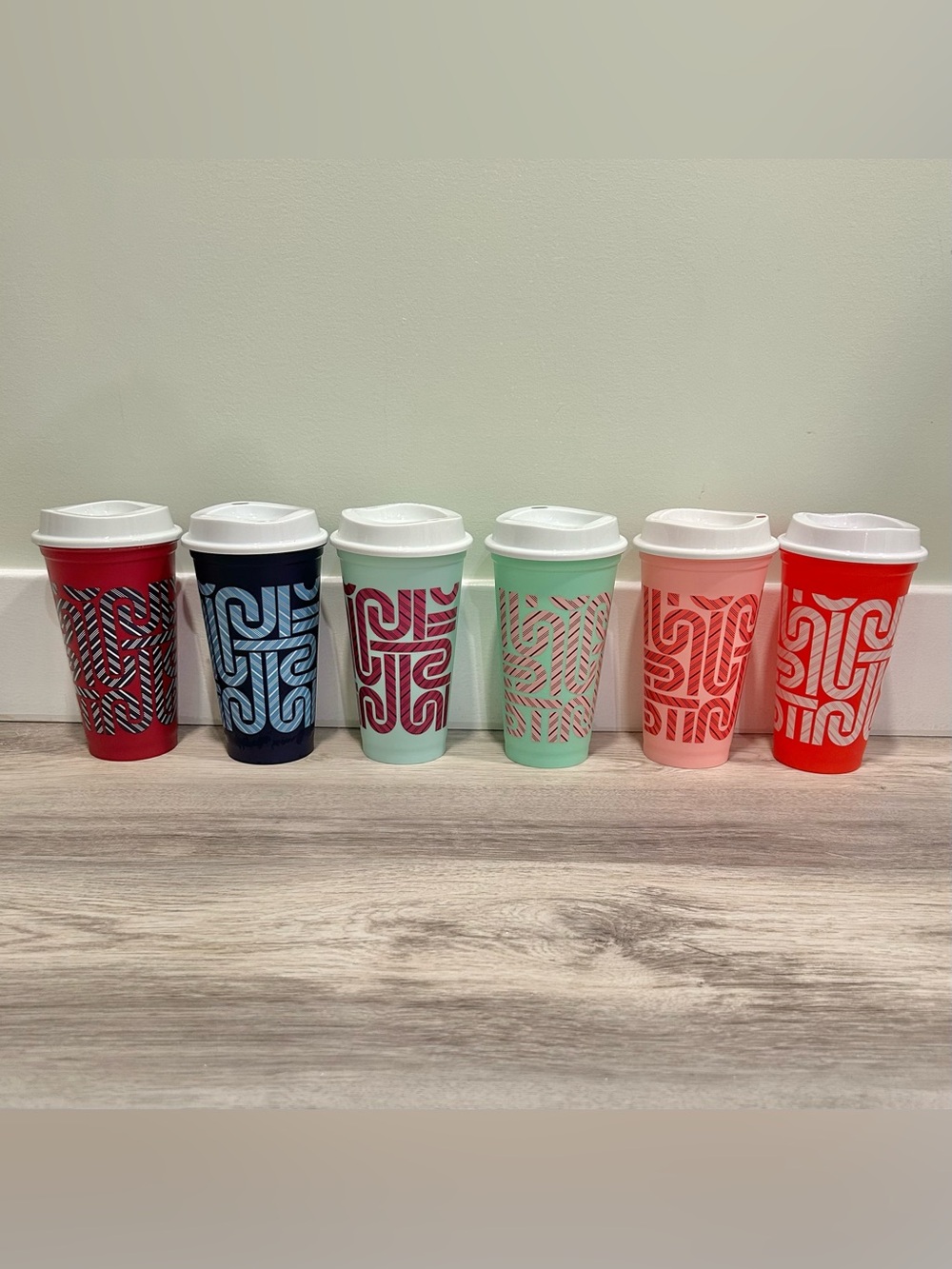 Starbucks Reusable Hot Cups 6 Pack 2020 Holiday Color Changing Candy Canes